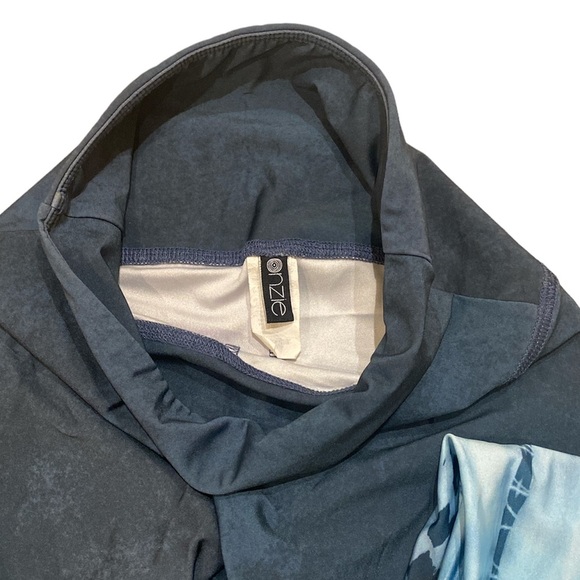 Onzie Graphic Tie Dye High Rise Midi Yoga Leggings Ombré Blue Size S - Picture 4 of 6